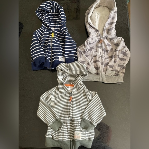 Carters Boy 6 Month Hoodie Lot - Picture 1 of 7